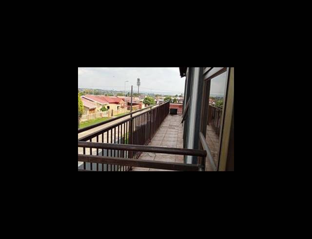 10 BEDROOM HOUSE FOR SALE IN PIMVILLE ZONE 5